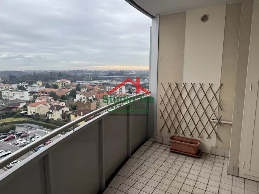 Immagine 11 di Appartamento in vendita  in via zandonai a Venezia