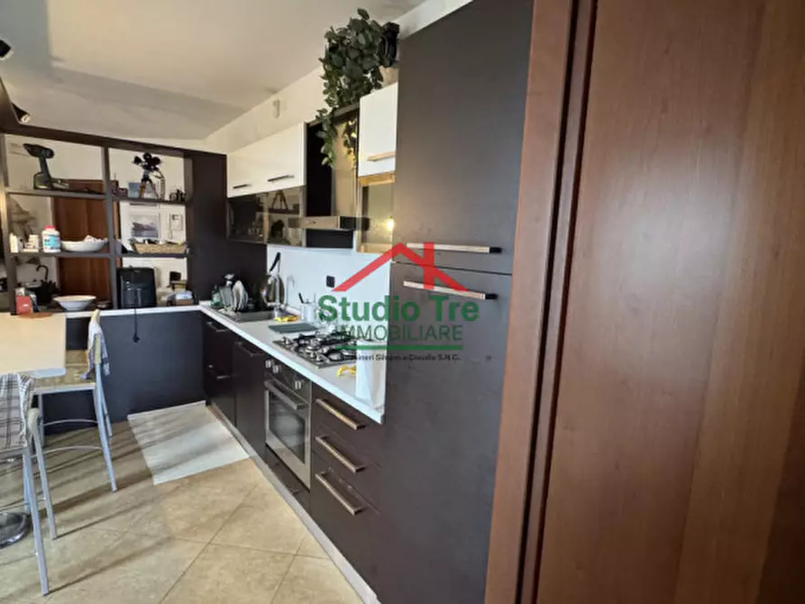 Immagine 21 di Appartamento in vendita  in via zandonai a Venezia