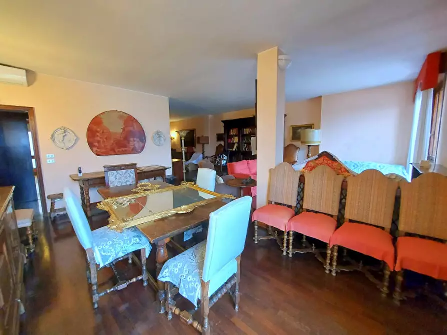 Immagine 2 di Appartamento in vendita  in via Carducci a Padova