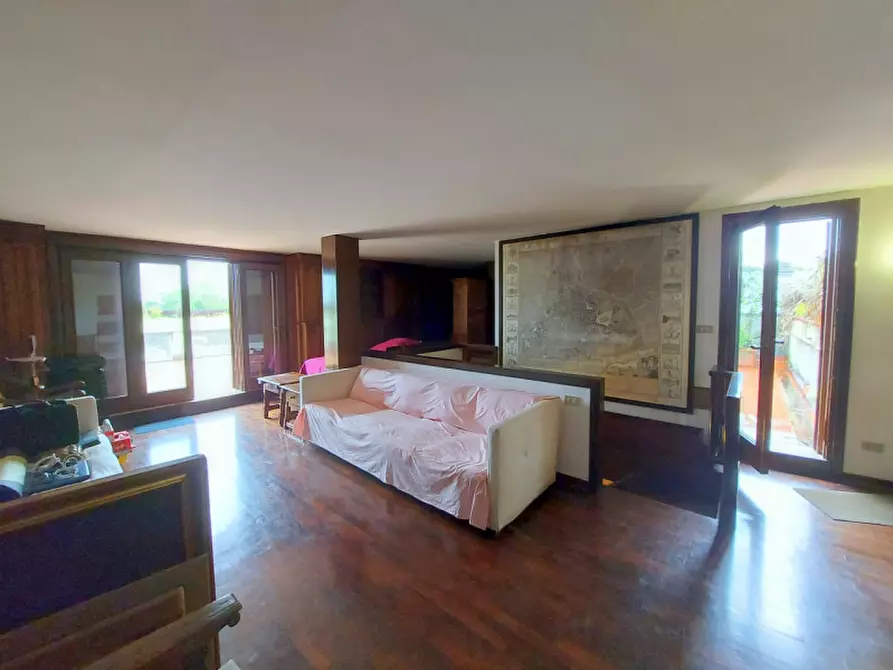 Immagine 29 di Appartamento in vendita  in via Carducci a Padova