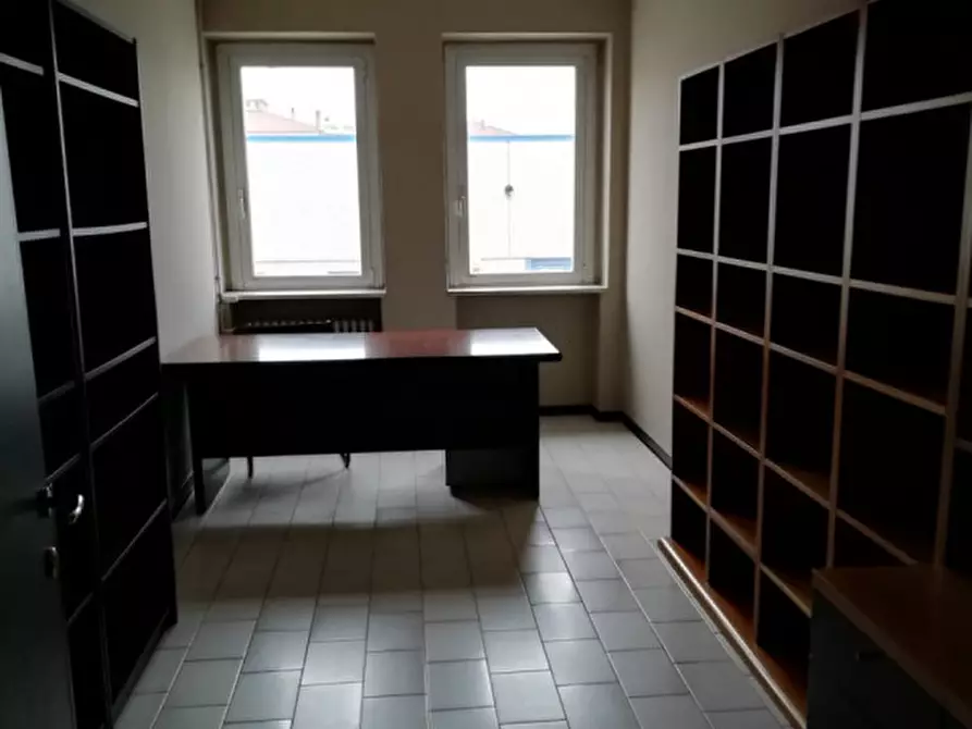 Immagine 3 di Ufficio in affitto  in via di Corticella a Bologna