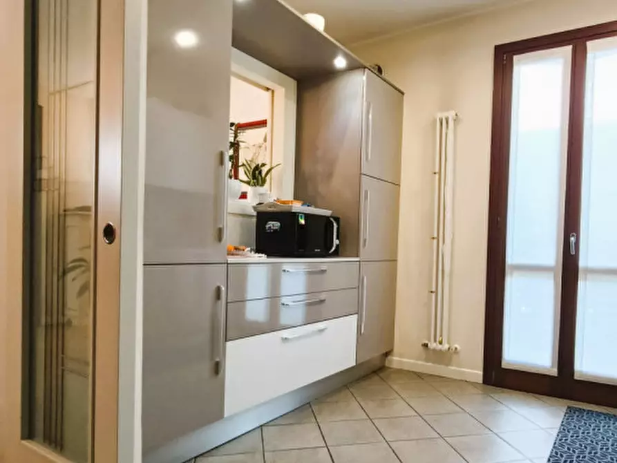 Immagine 10 di Casa quadrifamiliare in vendita  a Stra