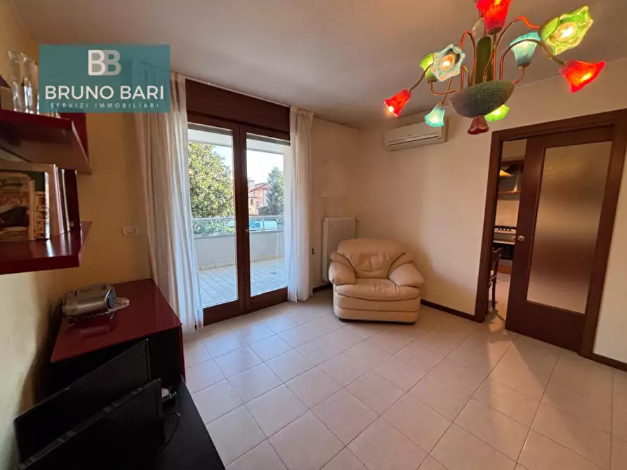 Immagine 2 di Appartamento in vendita  in Viale Michelangelo Grigoletti a Pordenone