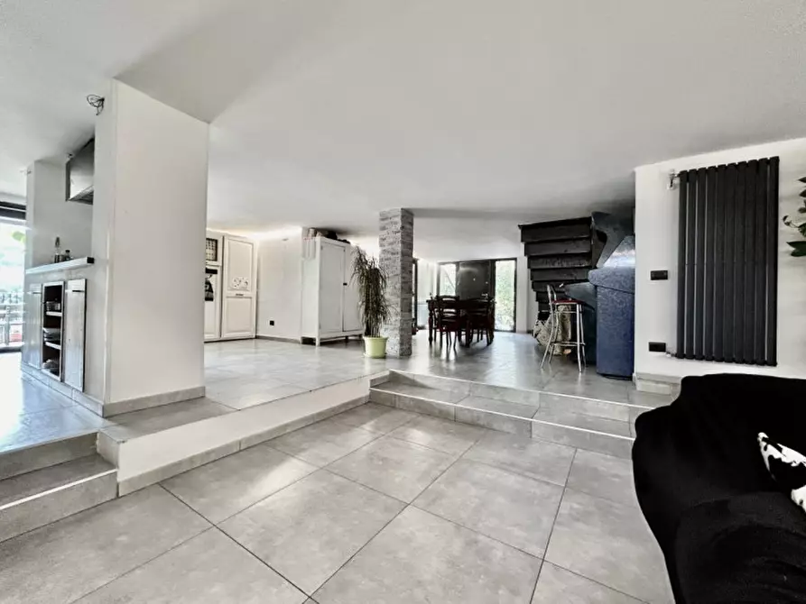 Immagine 6 di Villa in vendita  in via frascole a Dicomano