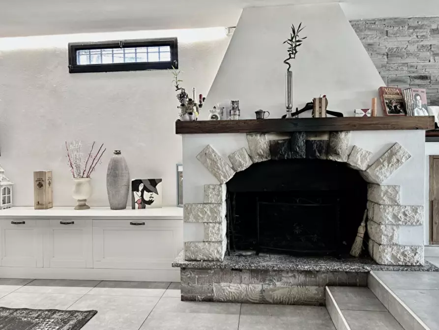 Immagine 7 di Villa in vendita  in via frascole a Dicomano