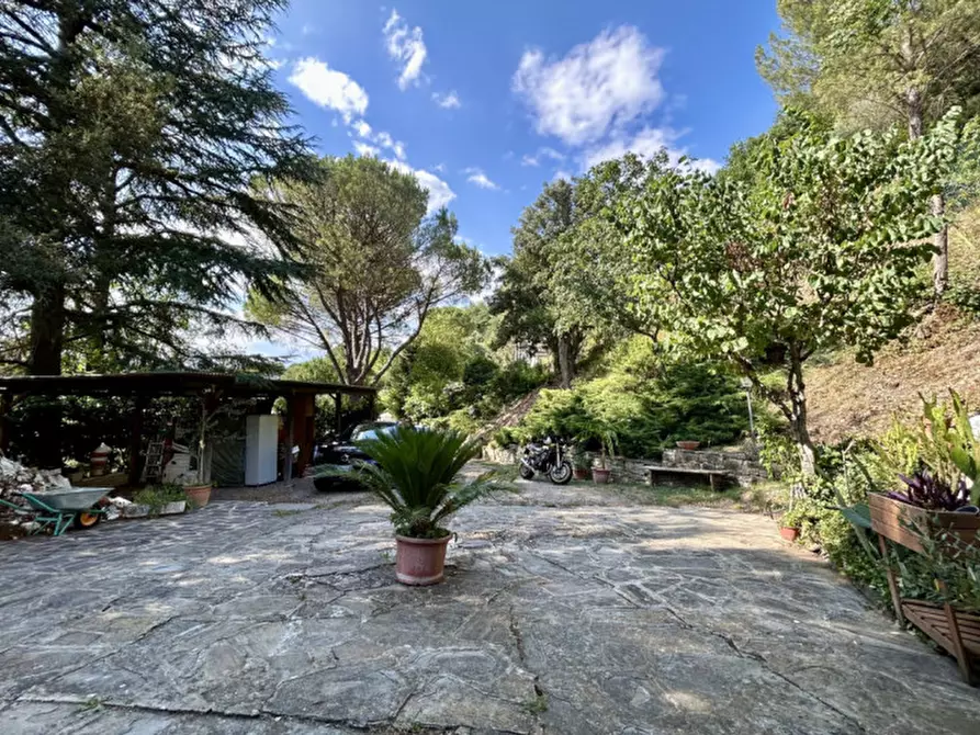 Immagine 24 di Villa in vendita  in via frascole a Dicomano