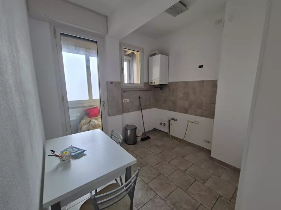 Immagine 3 di Appartamento in vendita  in Viale Giosuè Carducci a Cesenatico