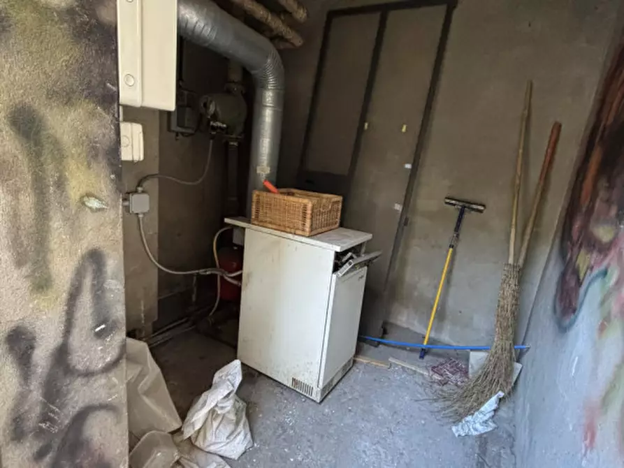 Immagine 10 di Palazzo in vendita  a Monselice