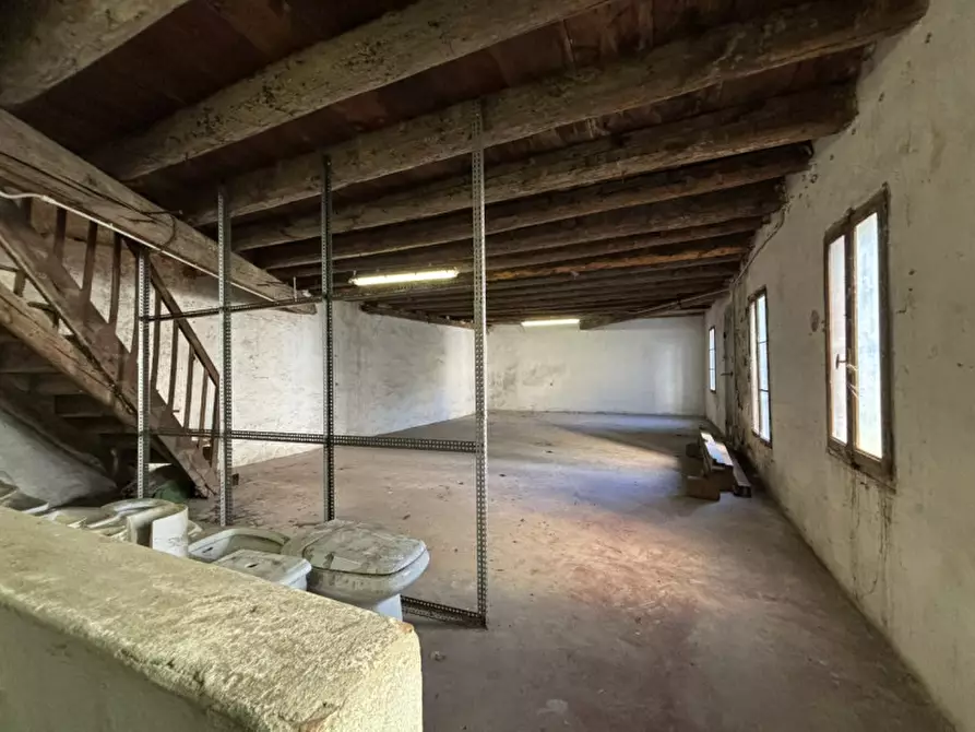 Immagine 18 di Palazzo in vendita  a Monselice
