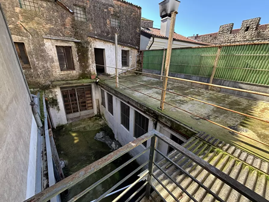 Immagine 29 di Palazzo in vendita  a Monselice