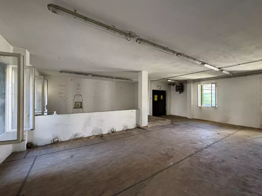 Immagine 37 di Palazzo in vendita  a Monselice