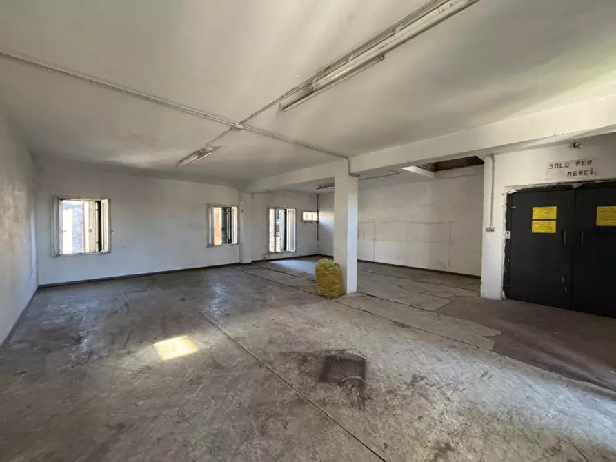 Immagine 40 di Palazzo in vendita  a Monselice