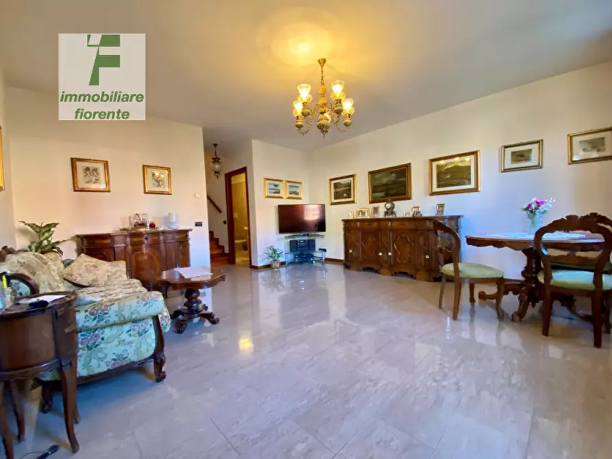 Immagine 2 di Casa trifamiliare in vendita  in VIA RIGOTTI a Cadoneghe