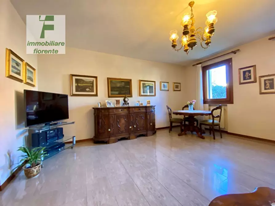 Immagine 4 di Casa trifamiliare in vendita  in VIA RIGOTTI a Cadoneghe