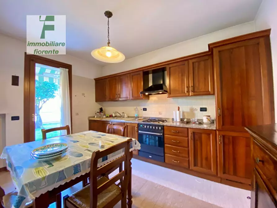 Immagine 5 di Casa trifamiliare in vendita  in VIA RIGOTTI a Cadoneghe