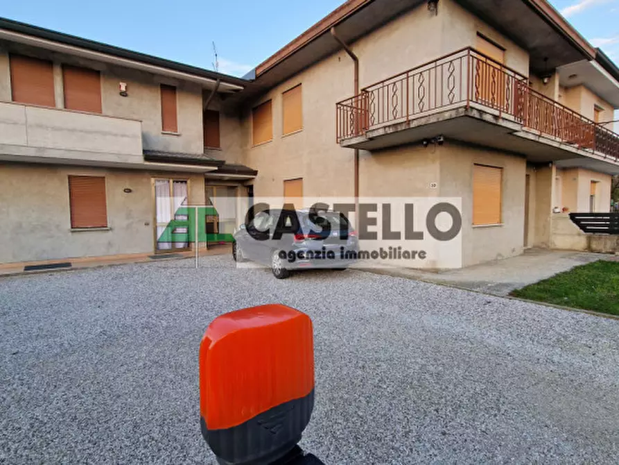 Immagine 2 di Casa trifamiliare in vendita  in Via Brenta 30 a Campodarsego