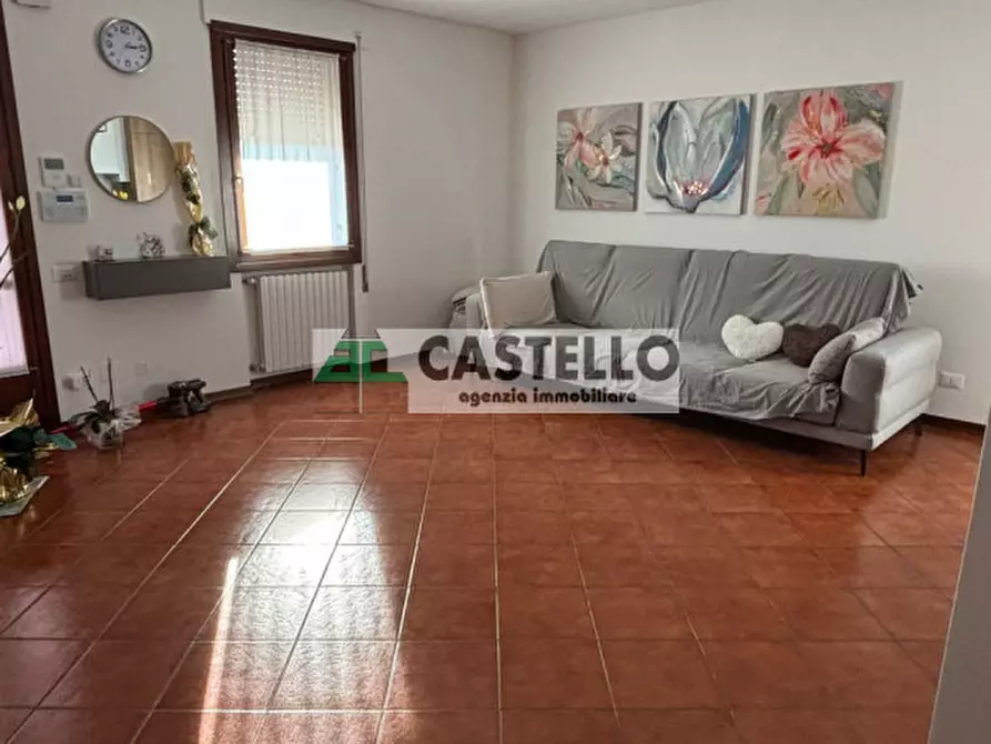 Immagine 6 di Casa trifamiliare in vendita  in Via Brenta 30 a Campodarsego