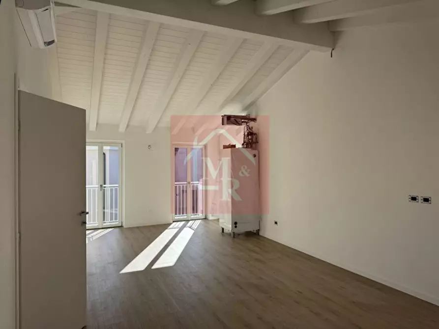 Immagine 17 di Appartamento in vendita  a Villesse