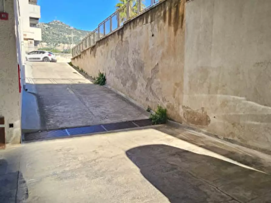 Immagine 3 di Garage in vendita  in Via Villa Rosato 5 a Palermo
