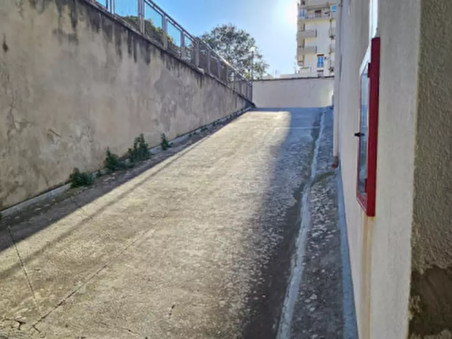 Immagine 6 di Garage in vendita  in Via Villa Rosato 5 a Palermo