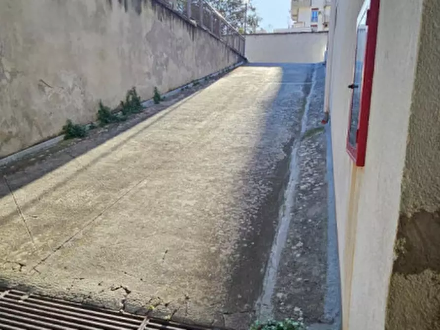 Immagine 7 di Garage in vendita  in Via Villa Rosato 5 a Palermo