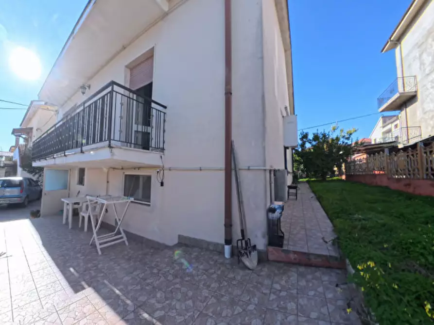 Immagine 2 di Villa in vendita  in Via della Repubblica 8 a Spoltore