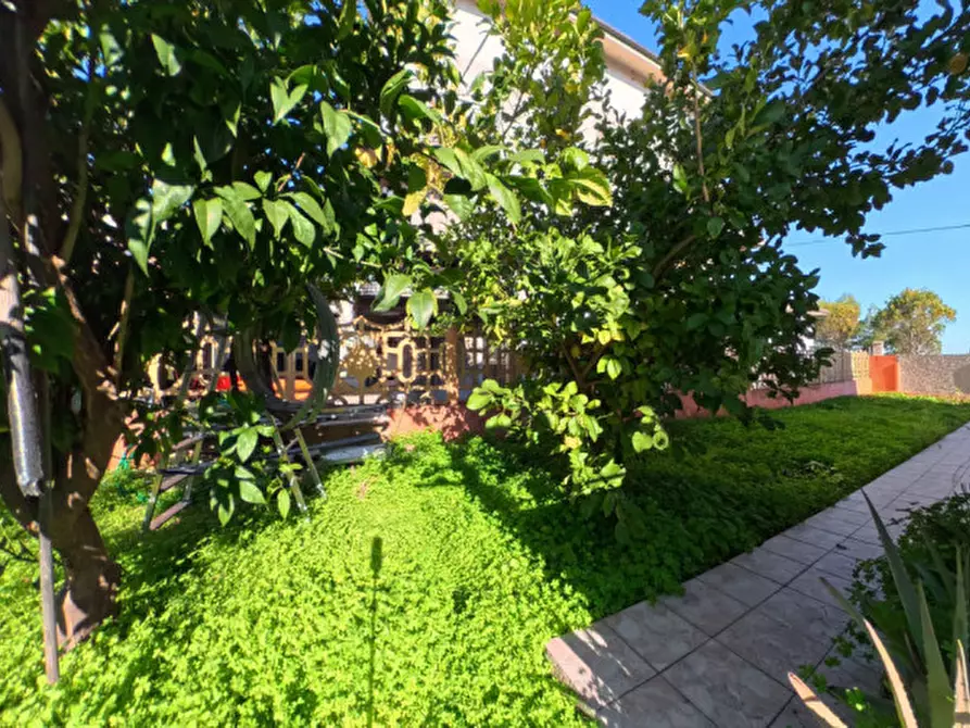 Immagine 5 di Villa in vendita  in Via della Repubblica 8 a Spoltore