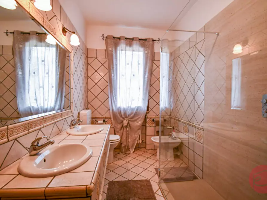 Immagine 17 di Casa indipendente in vendita  a Cesena