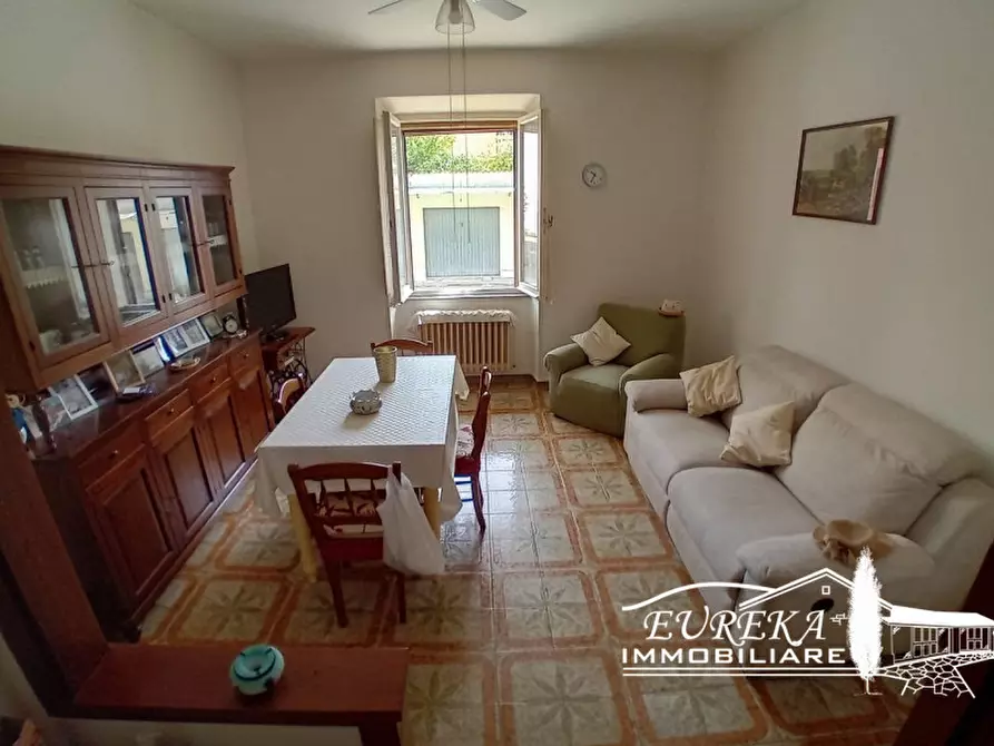 Immagine 1 di Appartamento in vendita  in via roma 152 a Castiglione Del Lago