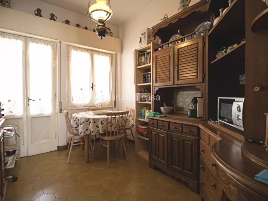 Immagine 5 di Appartamento in vendita  in Via Milano a Prato