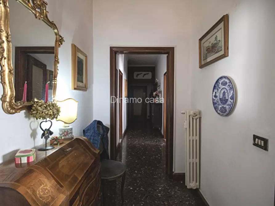 Immagine 17 di Appartamento in vendita  in Via Milano a Prato