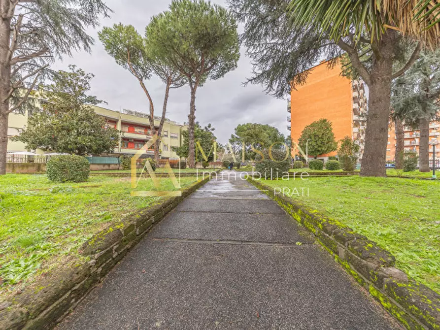 Immagine 35 di Appartamento in vendita  in Via Roberto Lepetit a Roma