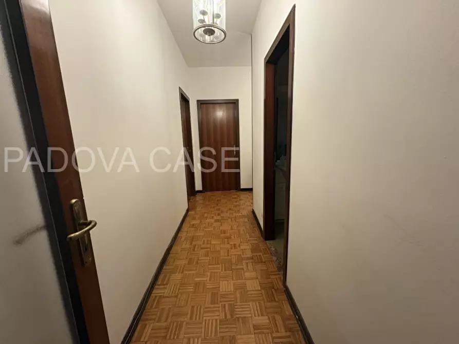 Immagine 11 di Appartamento in vendita  in via Palestro a Padova