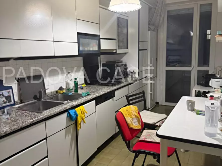 Immagine 17 di Appartamento in vendita  in via Palestro a Padova