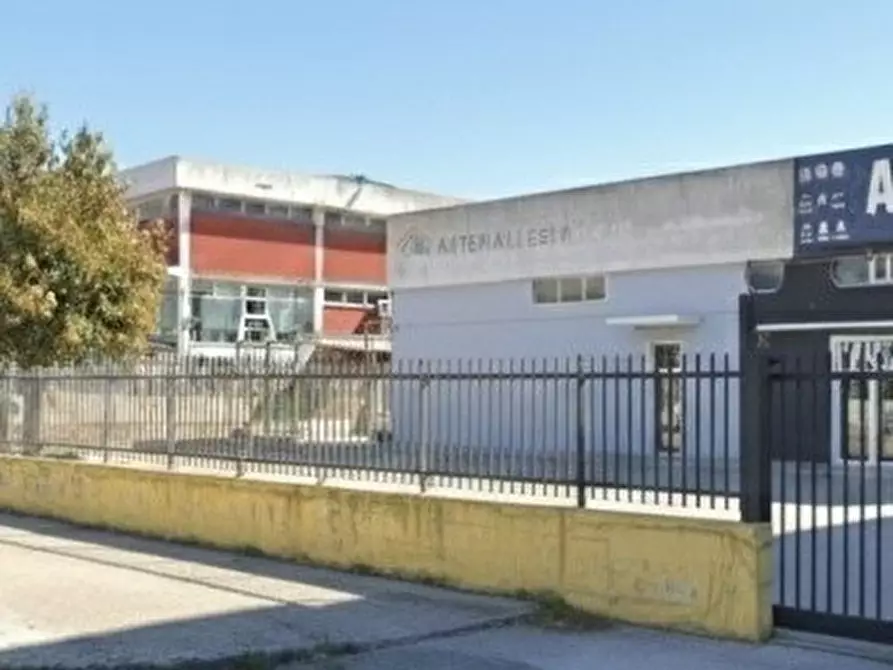 Immagine 1 di Capannone industriale in vendita  in Via Domenico Millelire a Sassari