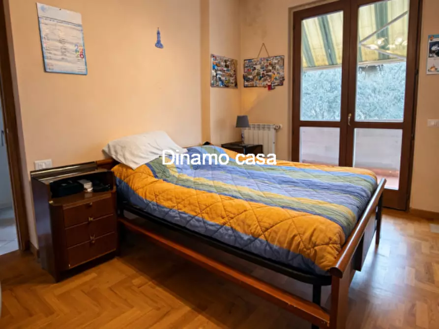 Immagine 5 di Appartamento in vendita  in Via del Mandorlo a Prato