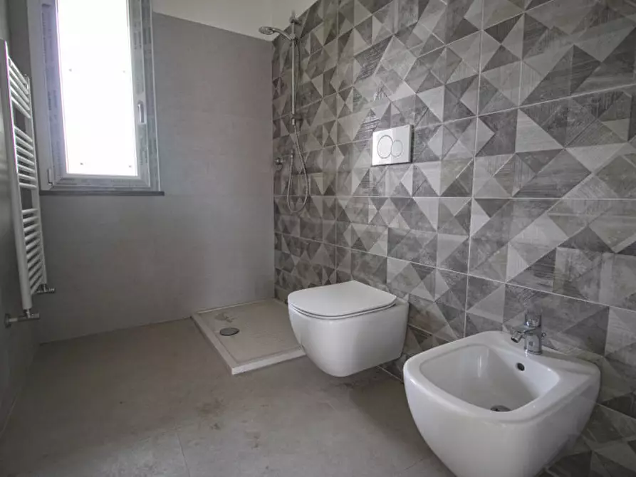 Immagine 8 di Appartamento in vendita  a Prato