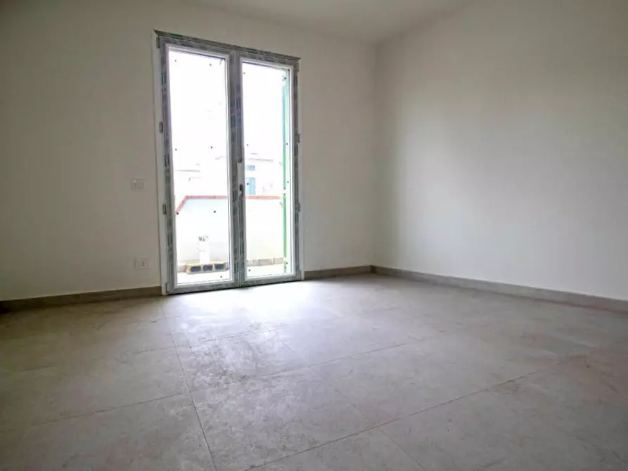 Immagine 10 di Appartamento in vendita  a Prato