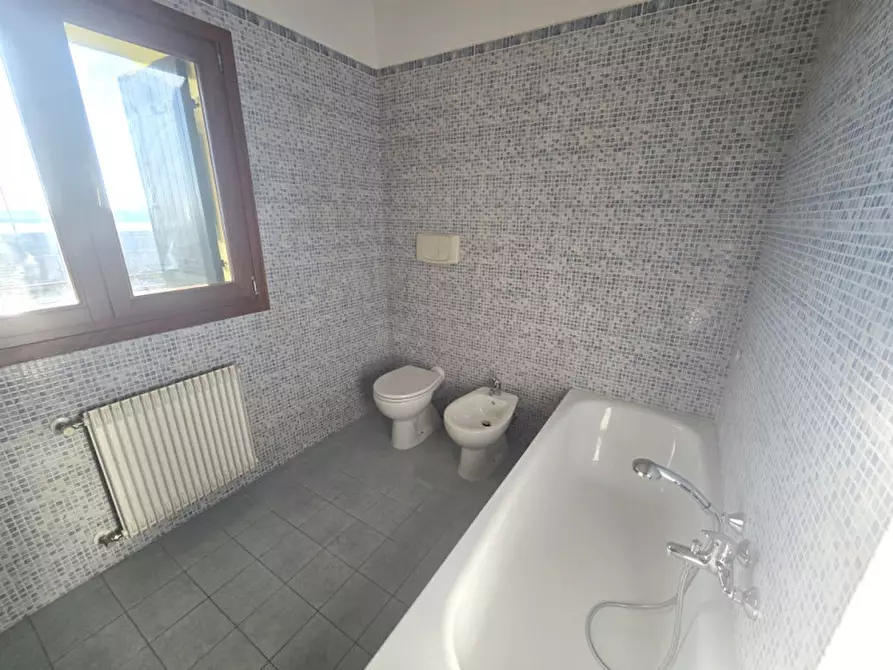 Immagine 10 di Villetta a schiera in vendita  in Fosso' a Fosso'