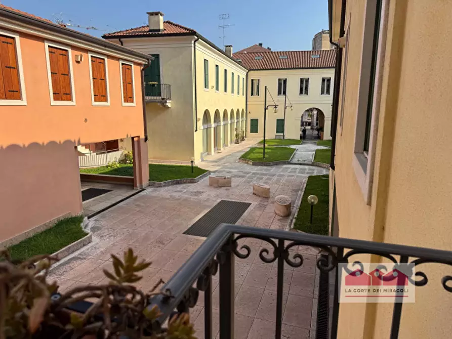Immagine 3 di Appartamento in vendita  in Corso San Felice a Vicenza