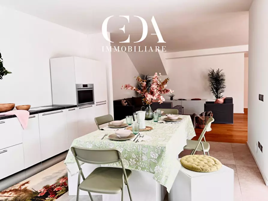 Immagine 11 di Appartamento in vendita  in Via Luigi de Campi 7 a Trento