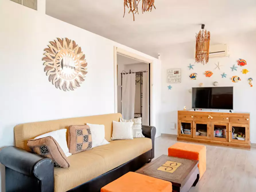 Immagine 6 di Appartamento in vendita  a Golfo Aranci