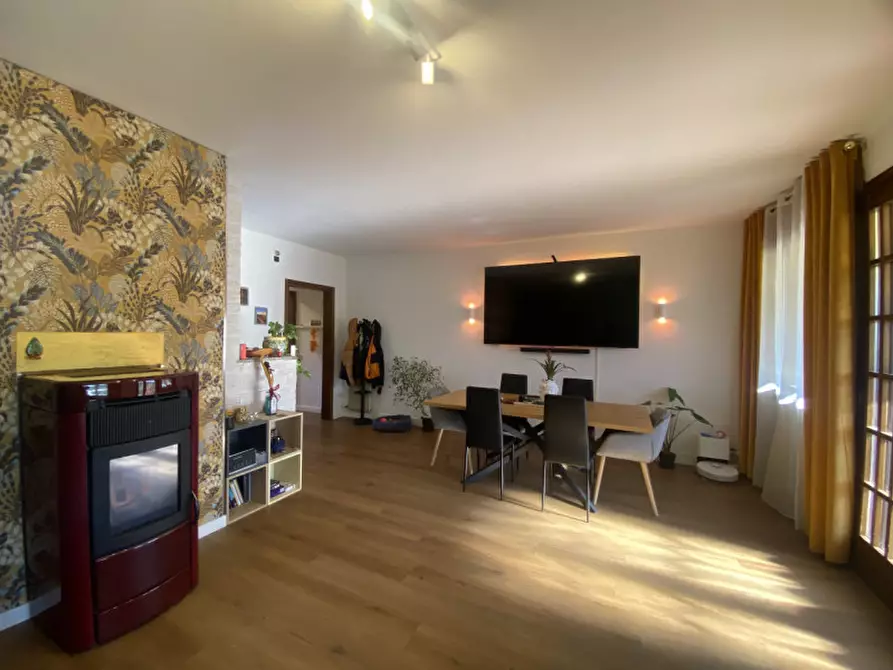 Immagine 2 di Casa quadrifamiliare in vendita  a Grisignano Di Zocco