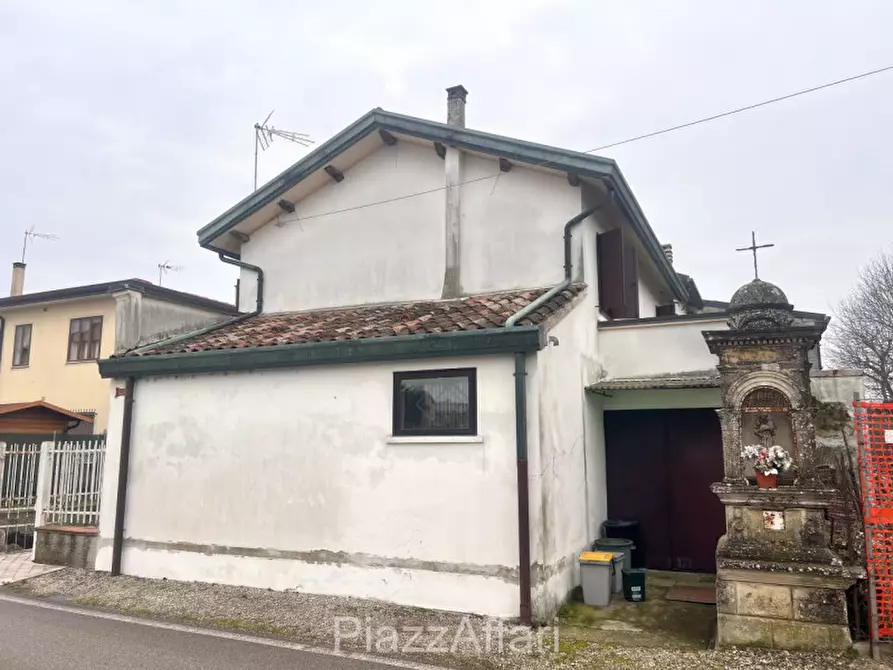 Immagine 4 di Casa bifamiliare in vendita  in Via Cesare Balbo a Candiana