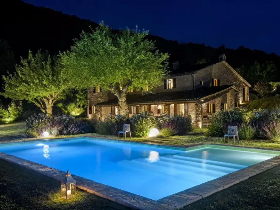 Immagine 1 di Rustico / casale in vendita  in strada Valubbio a Acqualagna