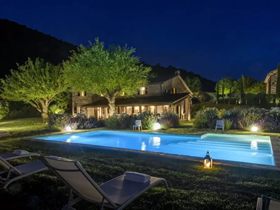 Immagine 2 di Rustico / casale in vendita  in strada Valubbio a Acqualagna