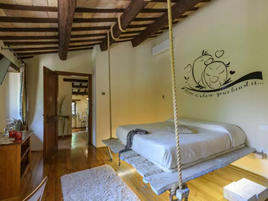 Immagine 20 di Rustico / casale in vendita  in strada Valubbio a Acqualagna