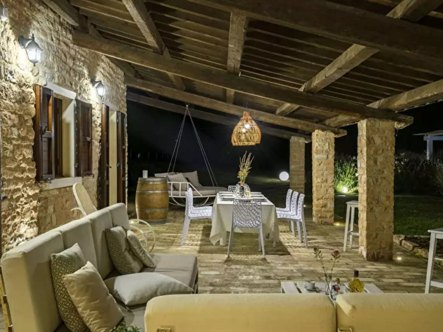 Immagine 44 di Rustico / casale in vendita  in strada Valubbio a Acqualagna