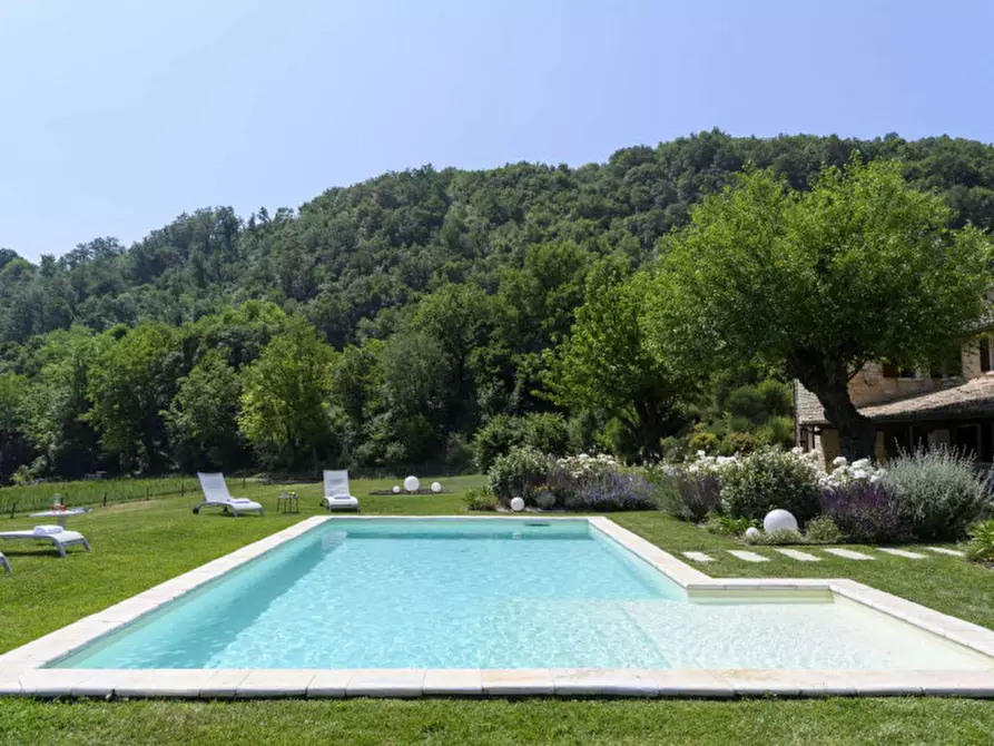 Immagine 63 di Rustico / casale in vendita  in strada Valubbio a Acqualagna