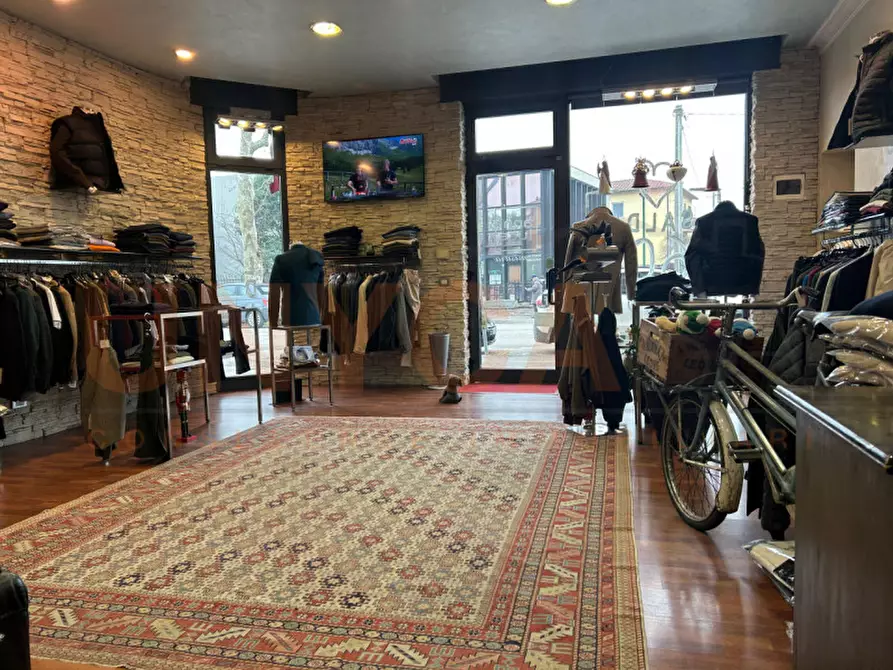 Immagine 2 di Attività commerciale in vendita  in Via dei Colli a Padova